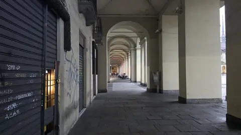 Home under the arcades.