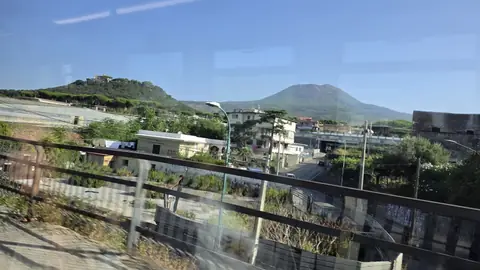 Vesuvius out of the window, getting closer.