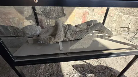 Pompeii, day 6, 10:08