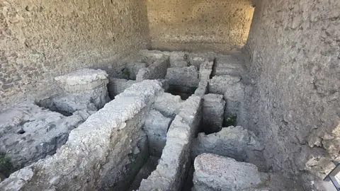 Pompeii, day 6, 11:22