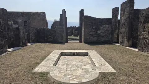 Pompeii, day 6, 11:37