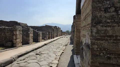 Pompeii, day 6, 12:03